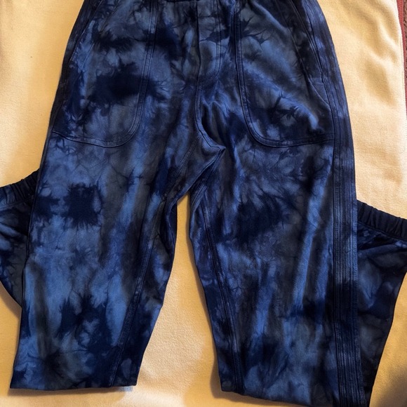 Athleta Pants - Athleta joggers